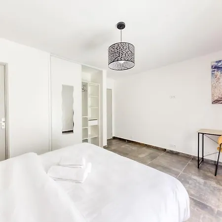 Grande Maison Luxueuse - Paris - Semesterbostad Villepinte (Seine-Saint-Denis)